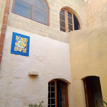 Tas Suplu Farmhouse Gozo Santu Pietru